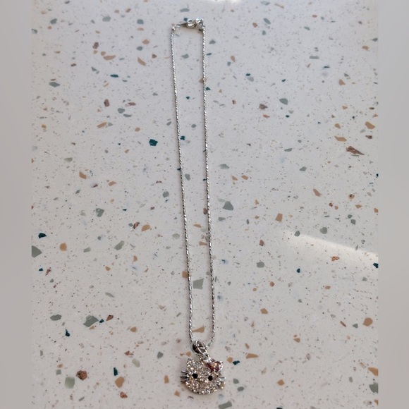 Hello Kitty Crystal Pendant Charm‎ Necklace with Pink Flower - Picture 9 of 9